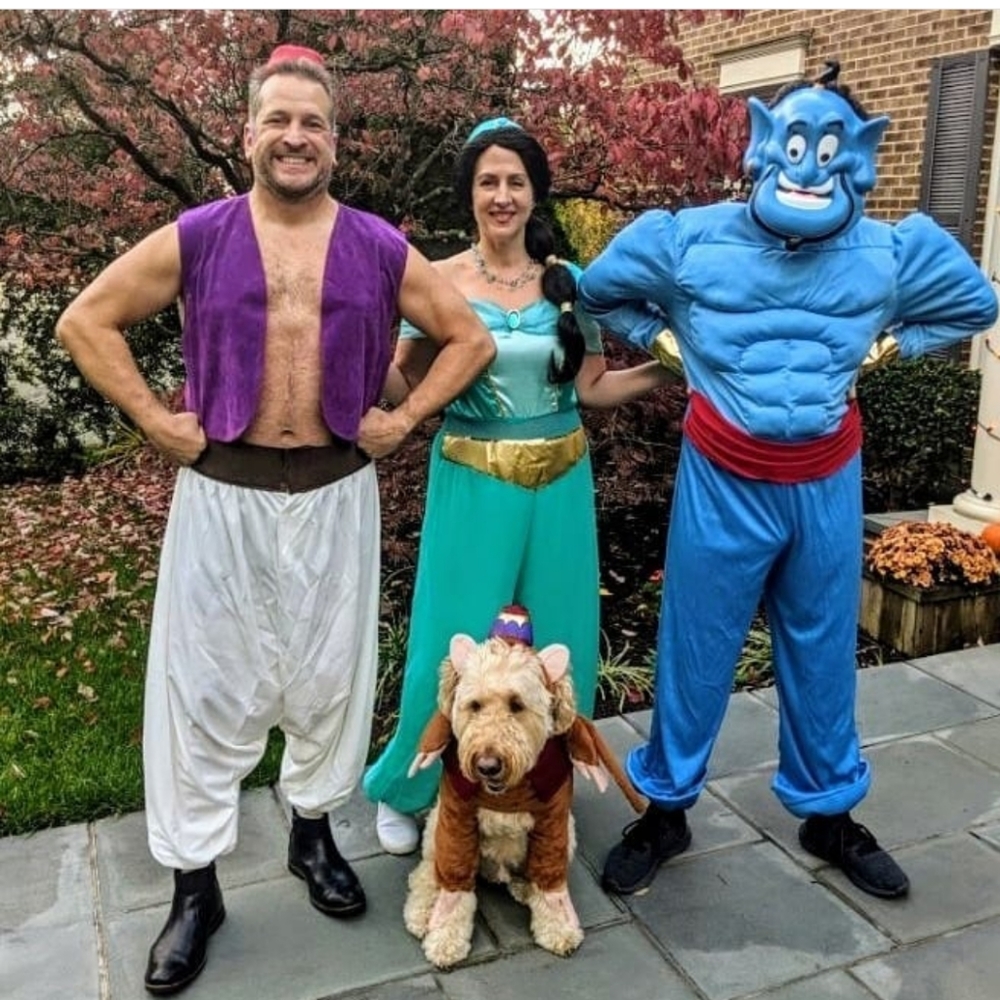 Aladdin costume size xl